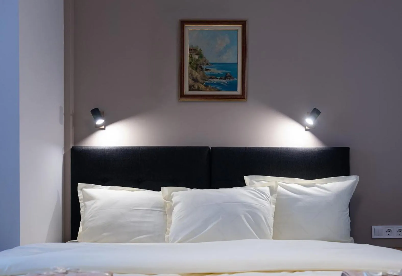 Top Centre Spacious 2 Bedroom Apartment Sofia