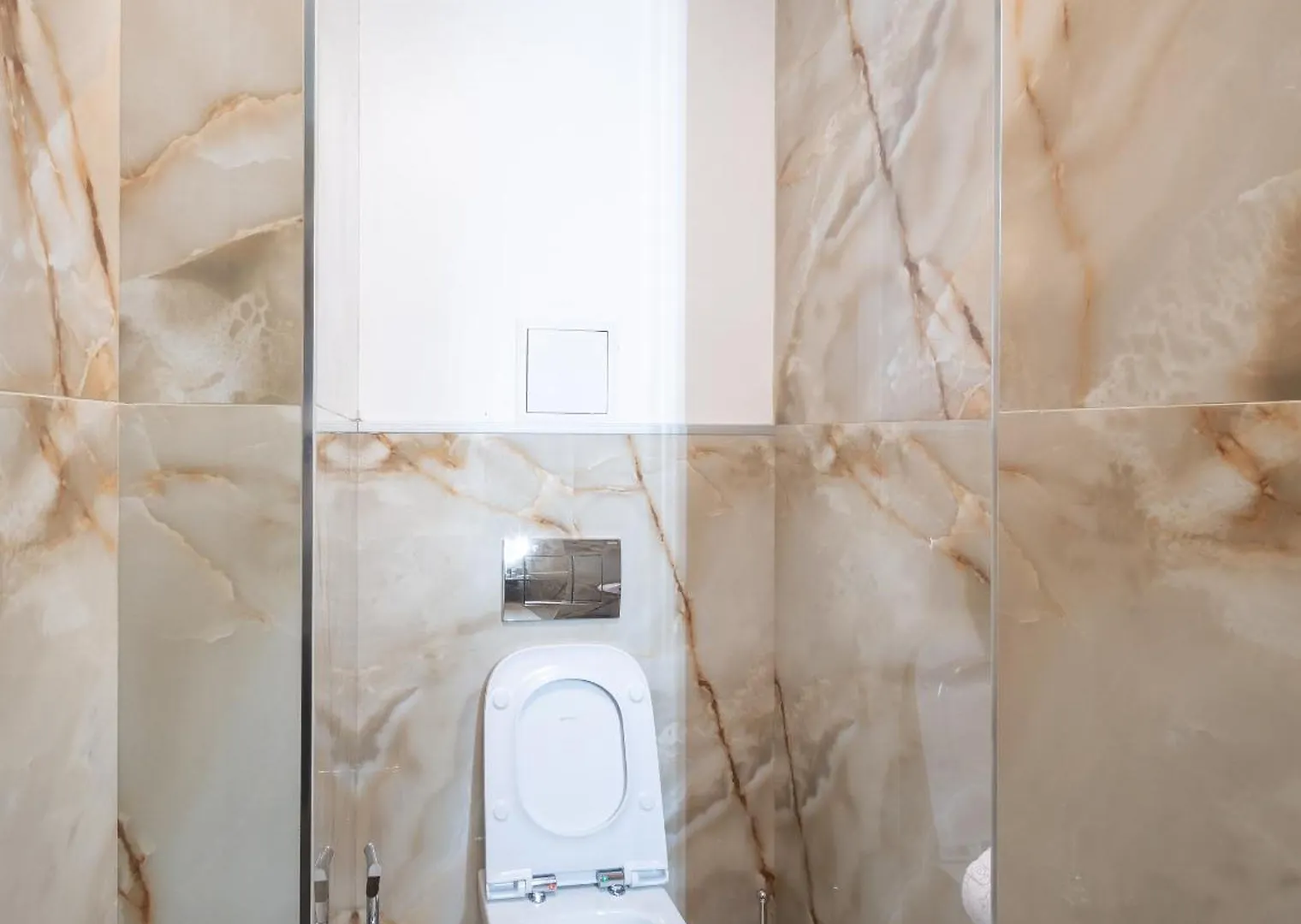 Top Centre Spacious 2 Bedroom Apartment Sofia Bulgarien